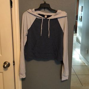 Cropped hoodie